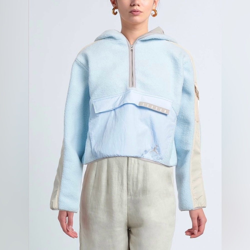 Jordan Sky Blue womens Active puffer
